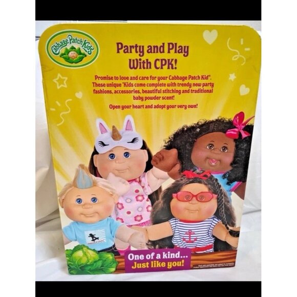 Cabbage Patch Kids Doll Replacement Red Sunglasses Glasses 2021 Jazwares - Picture 5 of 7